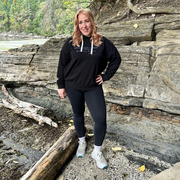 Leah Inspired ✨ Multi-passionate Mompreneur - Picture 5 of 6